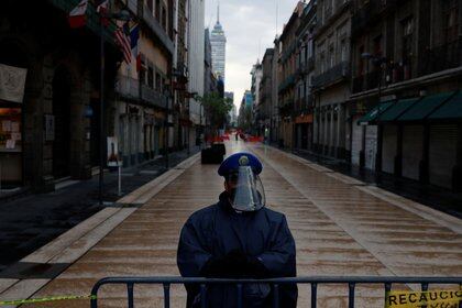 López-Gatell dio a conocer que el cambio en el contenido del reporte diario de coronavirus tiene el objetivo de informar detalladamente la situación particular de cada estado sobre la epidemia (Foto: Reuters)