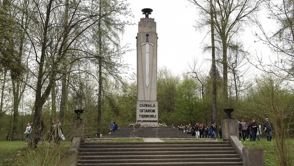 Monumento para conmemorar a las víctimas judías de Tarnow que fueron fusiladas  por los nazis