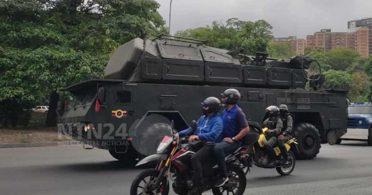 La dictadura de Maduro militariza Caracas: movilizó baterías antiaéreas de origen  ruso en medio de la lucha contra las bandas criminales - Infobae