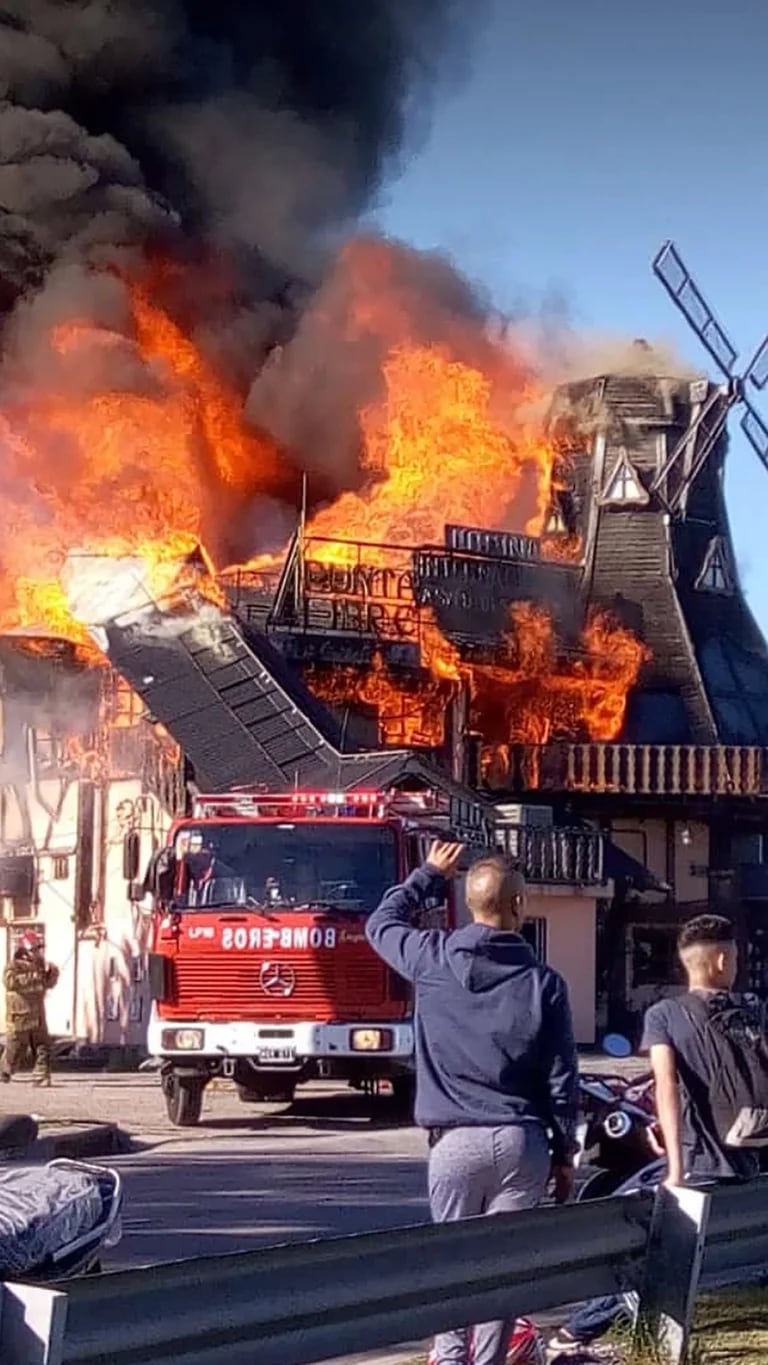 incendio-restaurante-Ituzaingo-1.jpeg