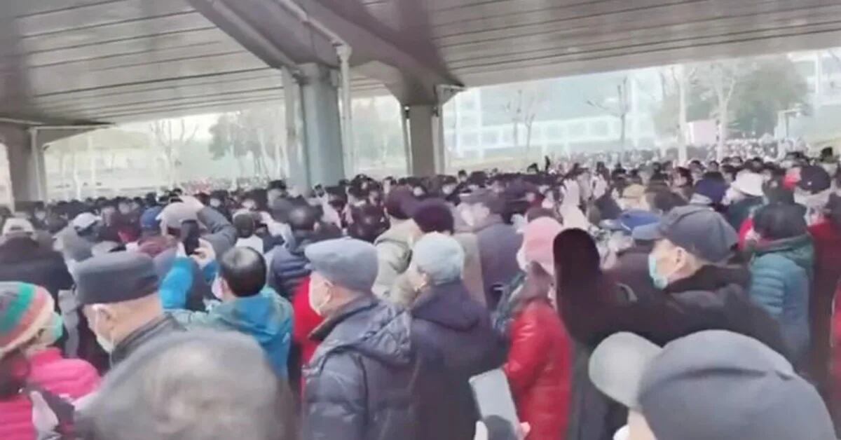 Chinese retirees take to the streets to protest health insurance cuts