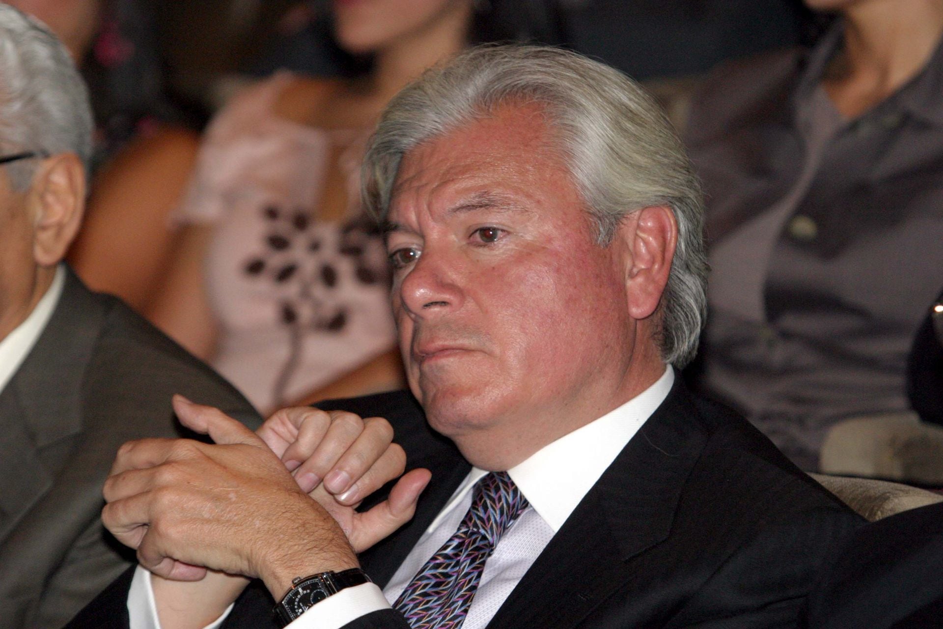 Cuáles son los negocios de Carlos Hank Rhon, el millonario presuntamente  vinculado con un personaje de Narcos México 3 - Infobae