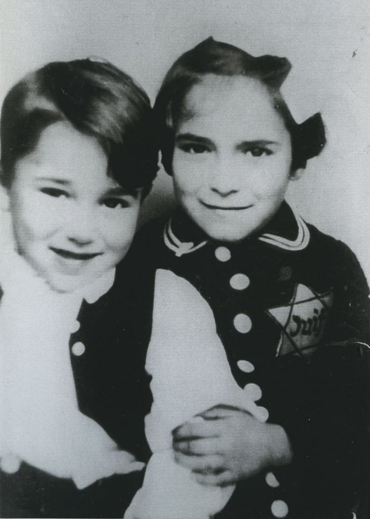 Marcel y Betty Frydman, dos de los niños salvados por María Edwards (Foto: Yad Vashem)