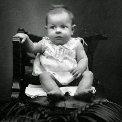 Travis, un bebé de 10 semanas al que Christine mató en 1982