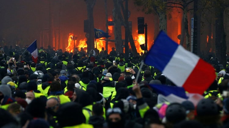 Protestas en Francia. (REUTERS/Stephane Mahe)