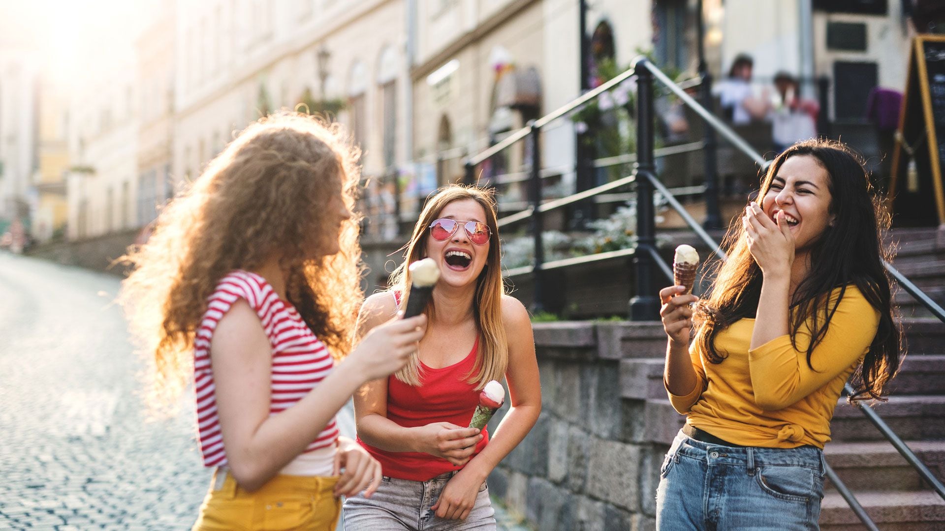 "Verbalizar emociones no es para todos", dice Damour sobre la importancia de respetar las estrategias de afrontamiento individuales
