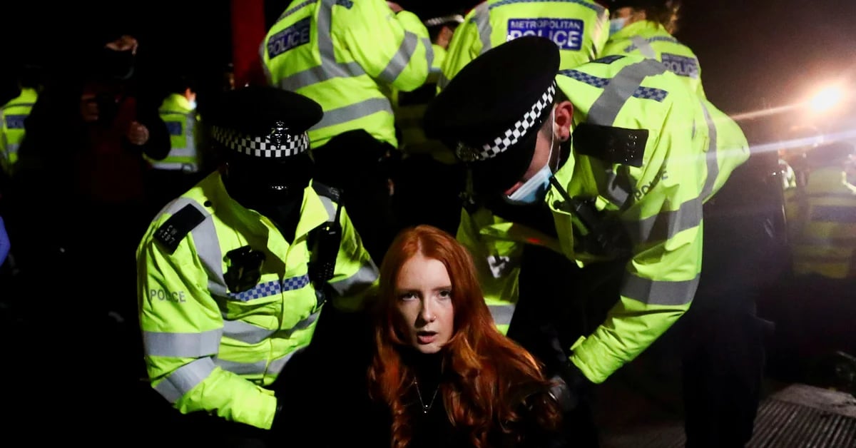 They denounce in the United Kingdom that there have been 1,500 complaints of police violence against women in six months and that they have not been heard