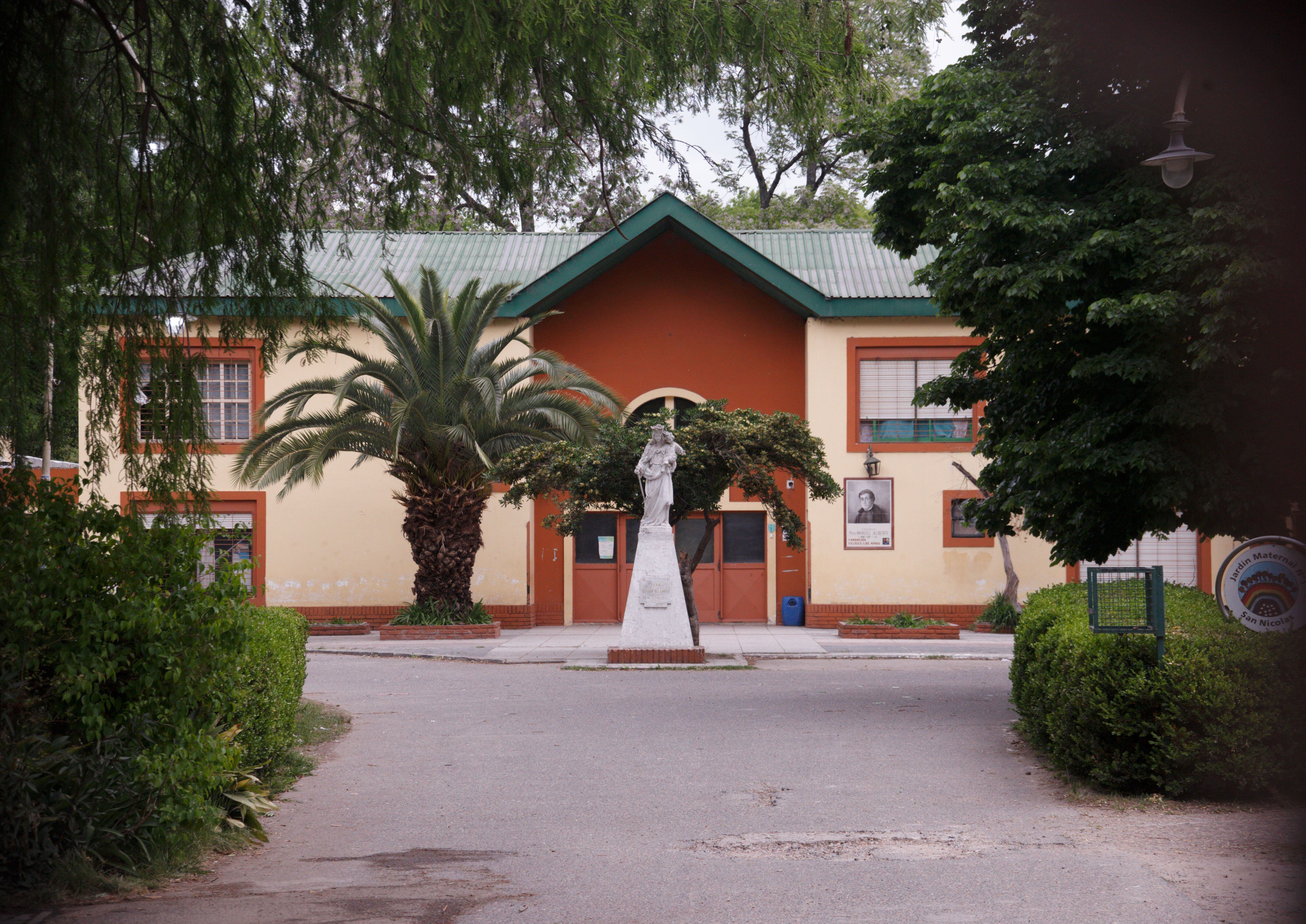 Los hechos denunciados ocurrieron en la fundación creada por Grassi en los años '90 (Roberto Almeida)