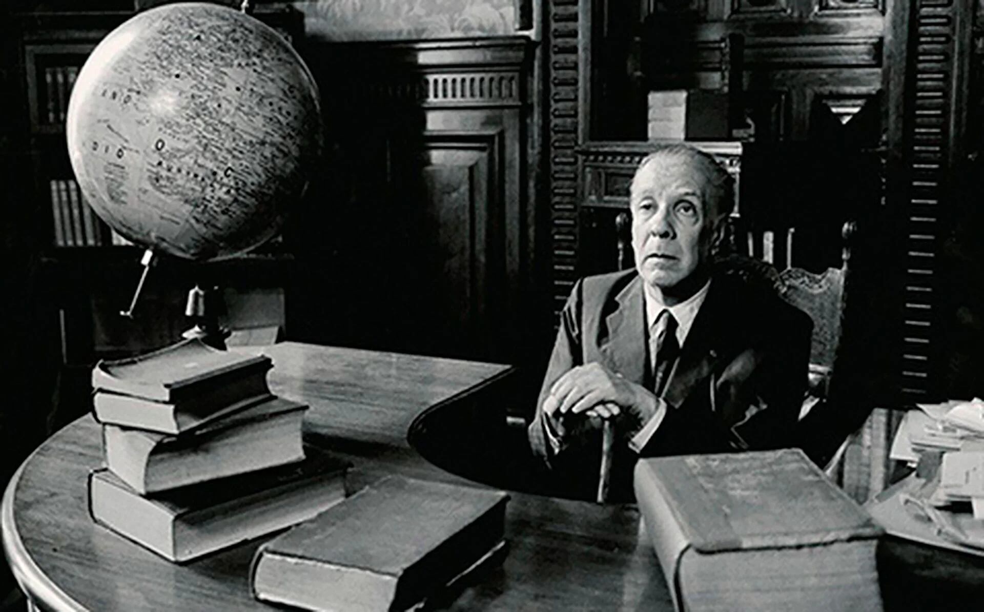 Entre los homenajes por los 100 años del primer libro de Borges habrá recorridos literarios guiados, conciertos, mesas redondas, clases magistrales, proyecciones y más. 