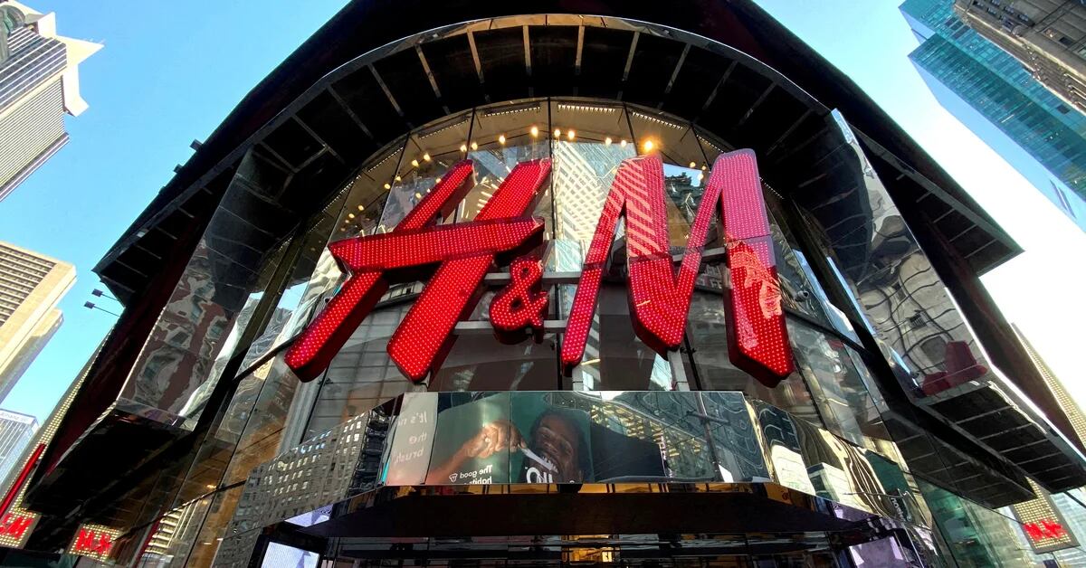 Swedish multinational clothing store H&M announced that it will leave Russia