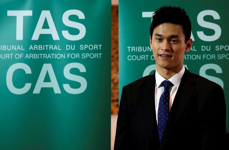 El nadador Sun Yang durante una de sus visitar al Tribunal Arbitraje Deportivo (REUTERS)