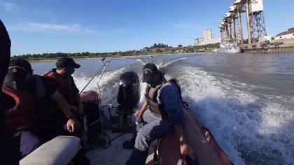 Al rescate del Irigoyen, así bautizaron los hombres y mujeres de mar la tarea que les toca cumplir en coincidencia con el "Día del Buzo Naval"