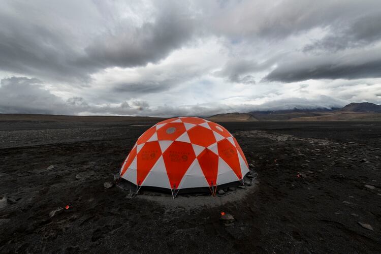 La base de la NASA en el campo volcánico (Halldor Kolbeins/AFP)