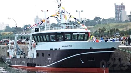  El "Mar Argentino" La nave mas moderna del INIDEP destinada a la investigación pesquera (Crédito: 0223)