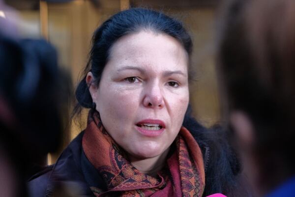 Gaby Luebben, abogada de los acusantes, familiares de las víctimas de Hoegel (AFP)