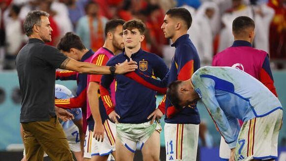España se quedó afuera del Mundial tras perder por penales con Marruecos (Reuters)