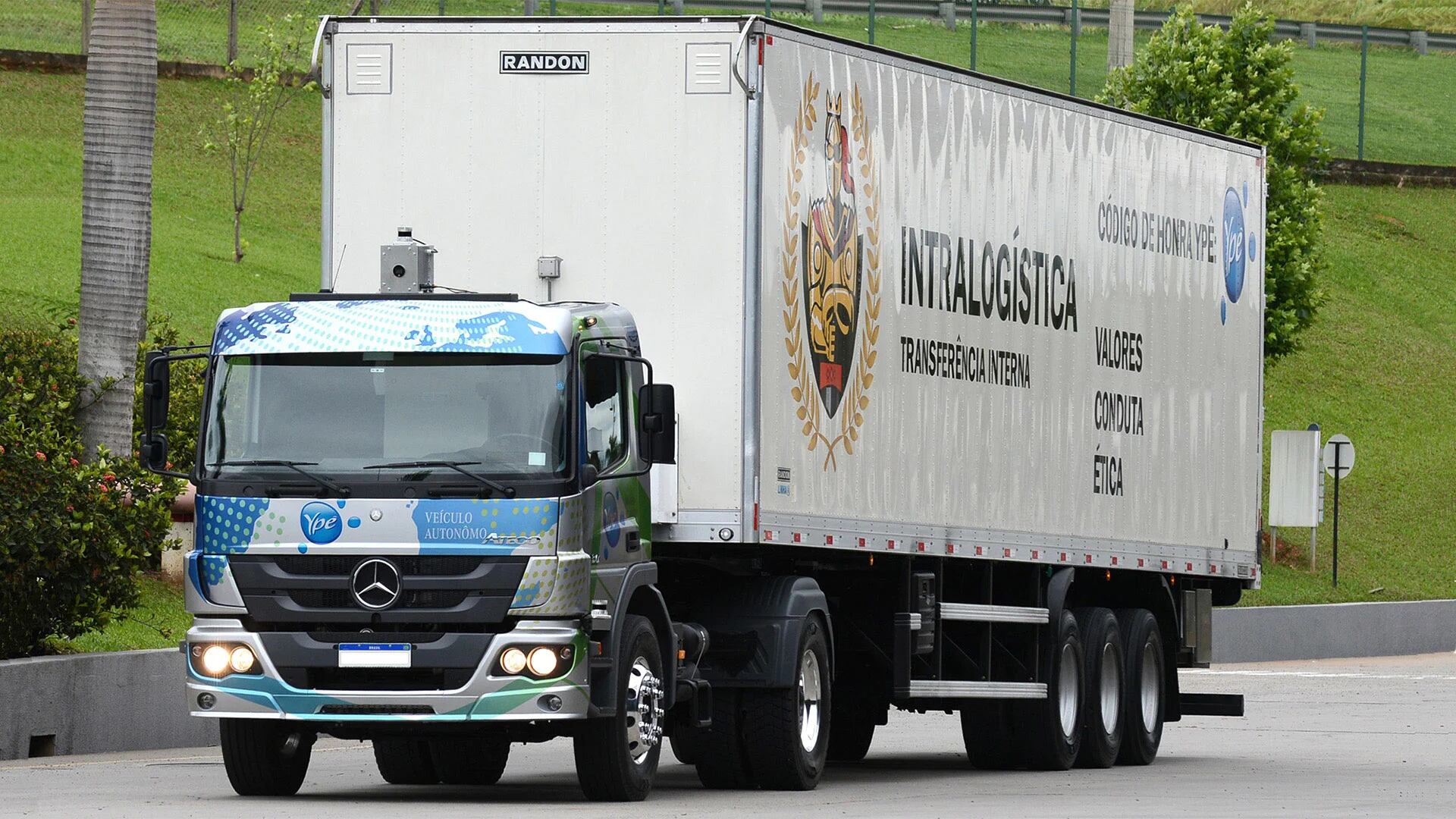 Camión sin camionero: el primer modelo de vehículo de cargas autónomo ya empieza a funcionar en Brasil