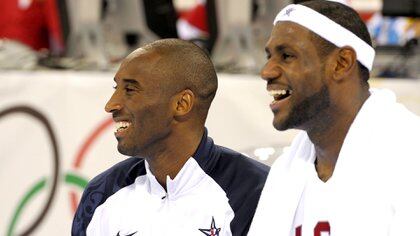 Kobe Bryant fue el guía de un joven LeBron James (Shutterstock)