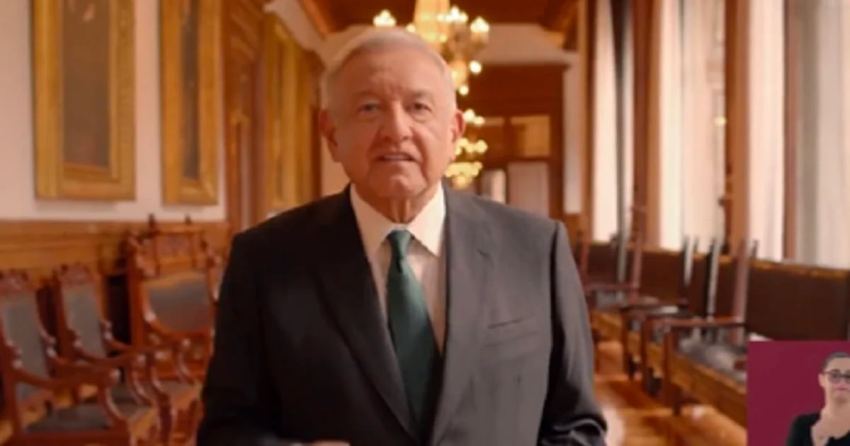AMLO launched the first ads with an anecdote about his father and his pension, ahead of the government’s fifth report