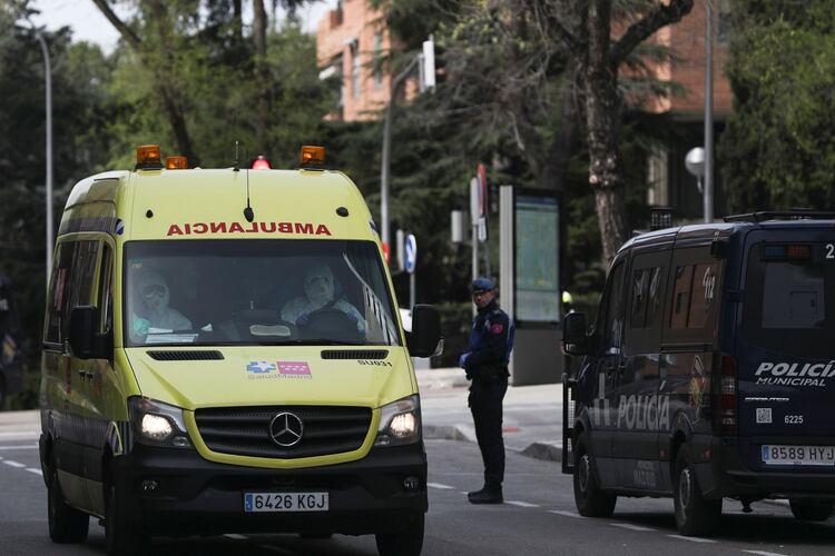 Cuantas más partículas llegan a los pulmones, probablemente ocurra más daño en los pulmones: a mayor carga viral, peores síntomas. (REUTERS/Susana Vera)