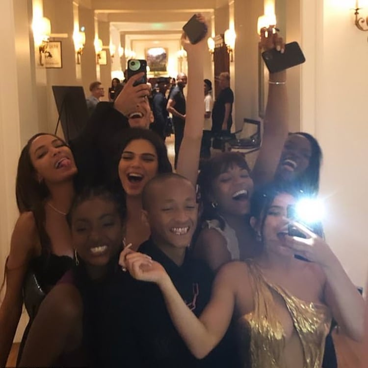 YouBoiFai también ha compartido historias con los famosos que asistieron a la boda de Justin Bieber y Hailey (Foto: Instagram)