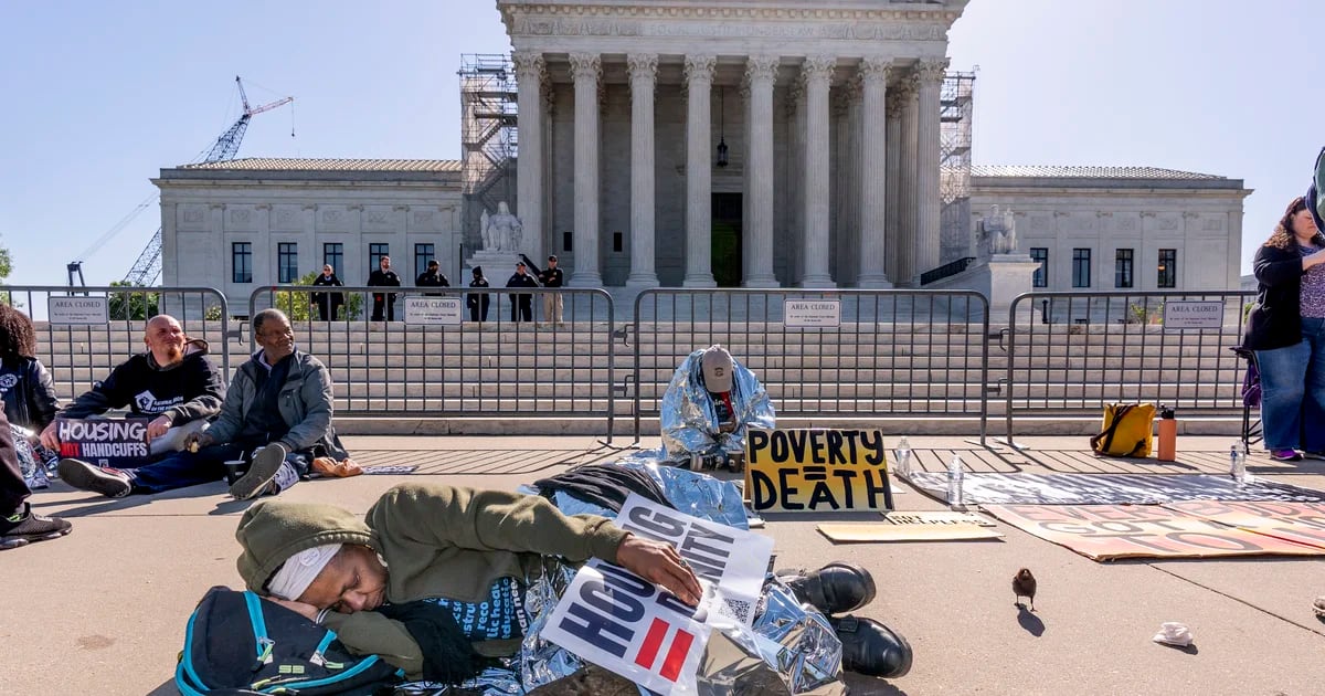 The US Supreme Court debated whether it is legal to fine homeless people for sleeping on the street