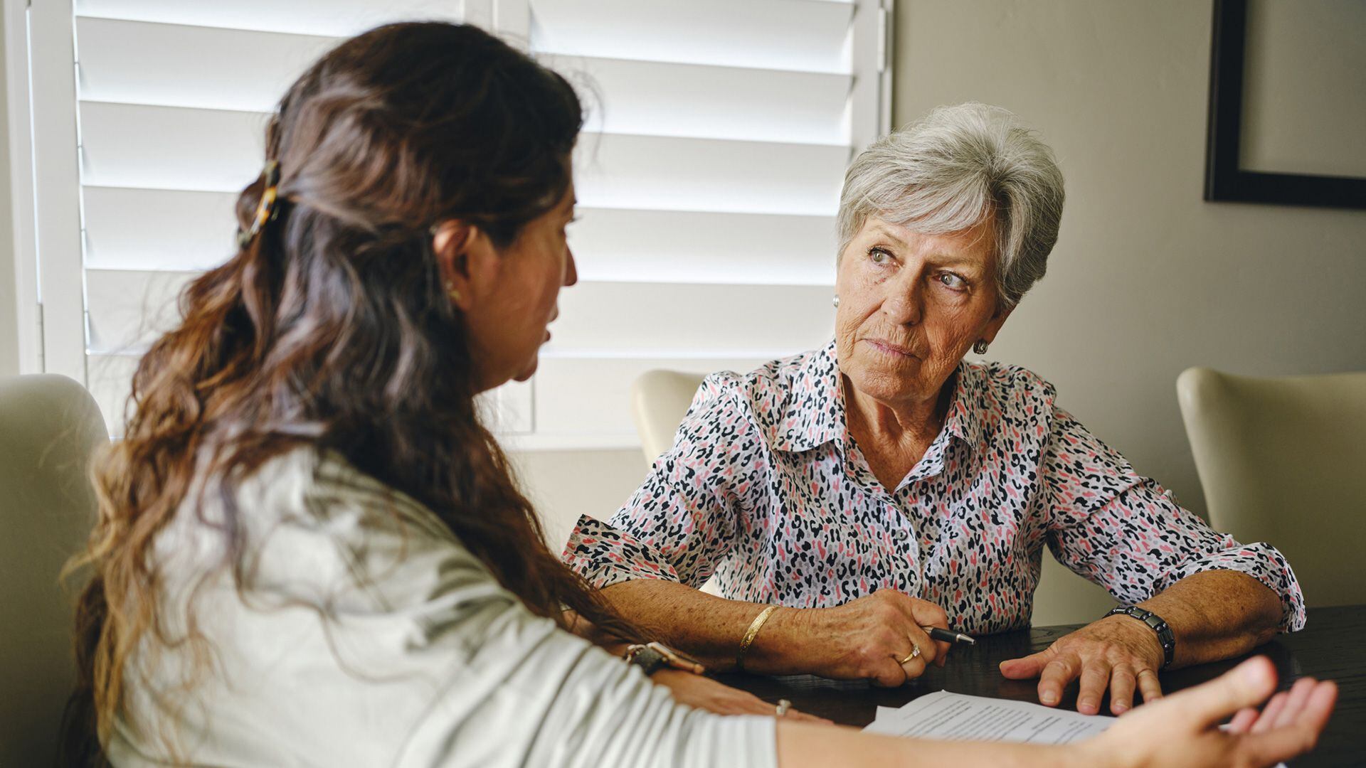 Este programa otorga un subsidio mensual vitalicio a escritores mayores de 60 años de la Ciudad de Buenos Aires con una trayectoria literaria destacada (Getty Images)