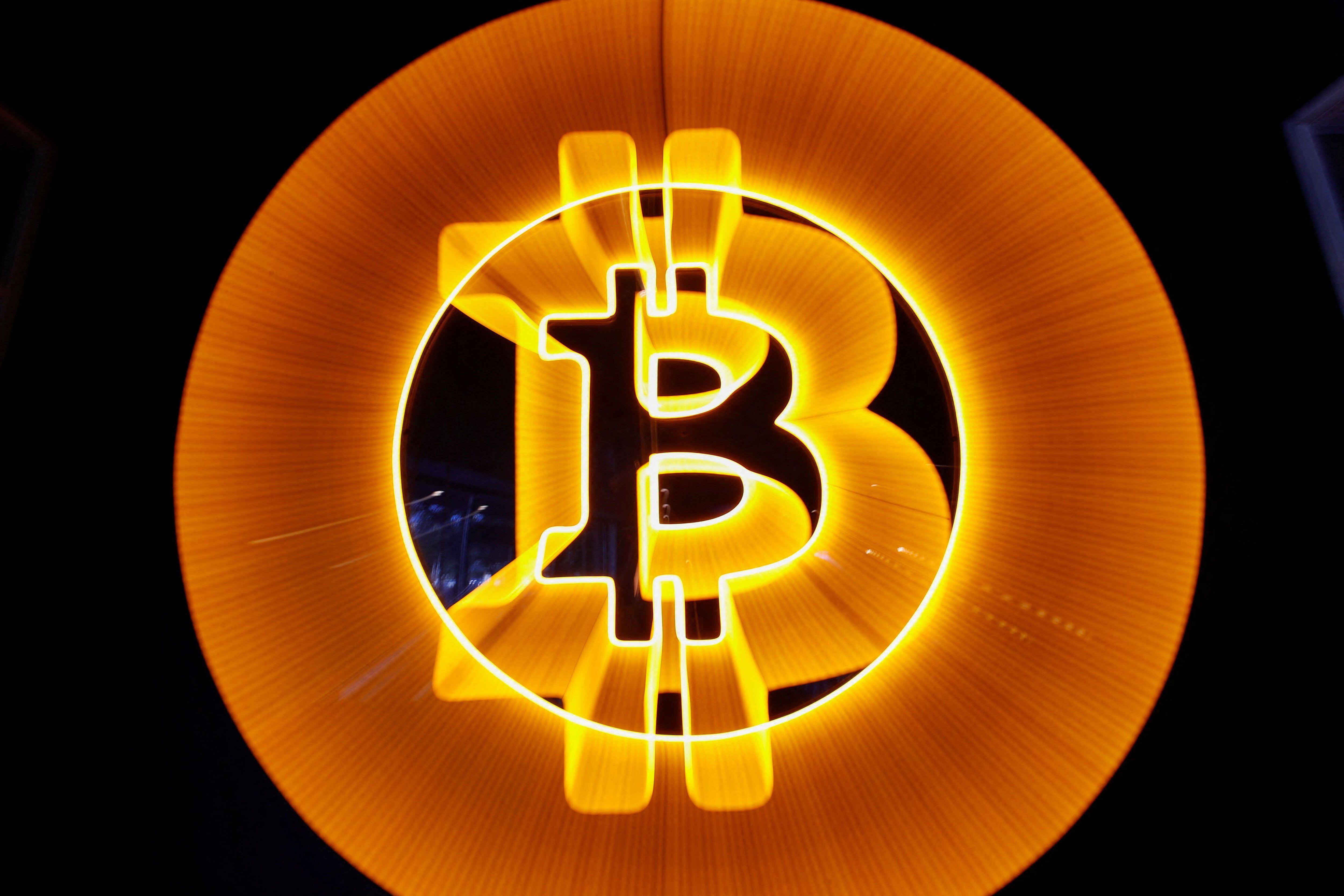El bitcoin es la criptomoneda más popular del mercado.(REUTERS/Agustin Marcarian)