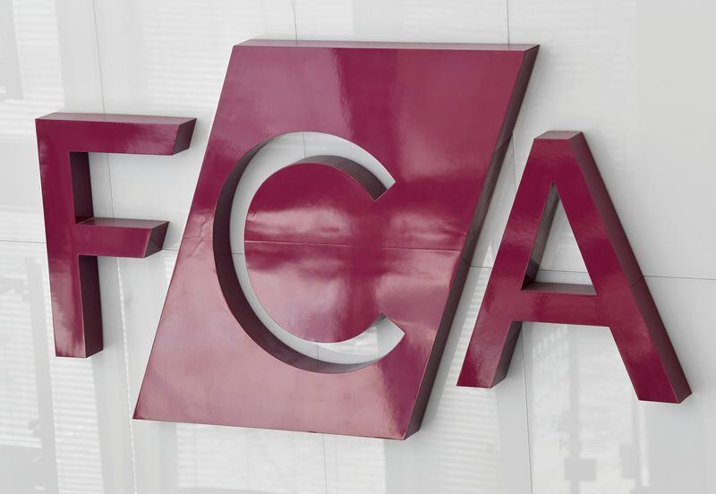 FOTO DE ARCHIVO. El logo de la FCA (Financial Conduct Authority, por sus siglas en inglés), el organismo regulador financiero de Reino Unido, en su sede central de Londres, Reino Unido. 10 de marzo de 2022. REUTERS/Toby Melville