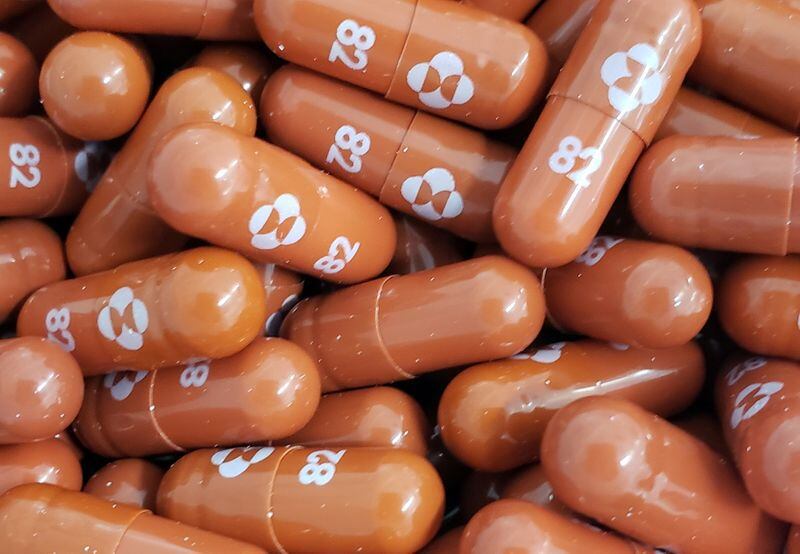 La píldora para el tratamiento de COVID-19, llamada molnupiravir y que está siendo desarrollada por Merck & Co Inc y Ridgeback Biotherapeutics LP (REUTERS)