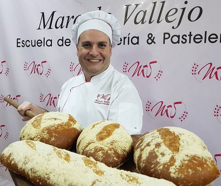Desde que era un adolescente, Marcelo Vallejo entendió que la panadería y pastelería sería lo suyo