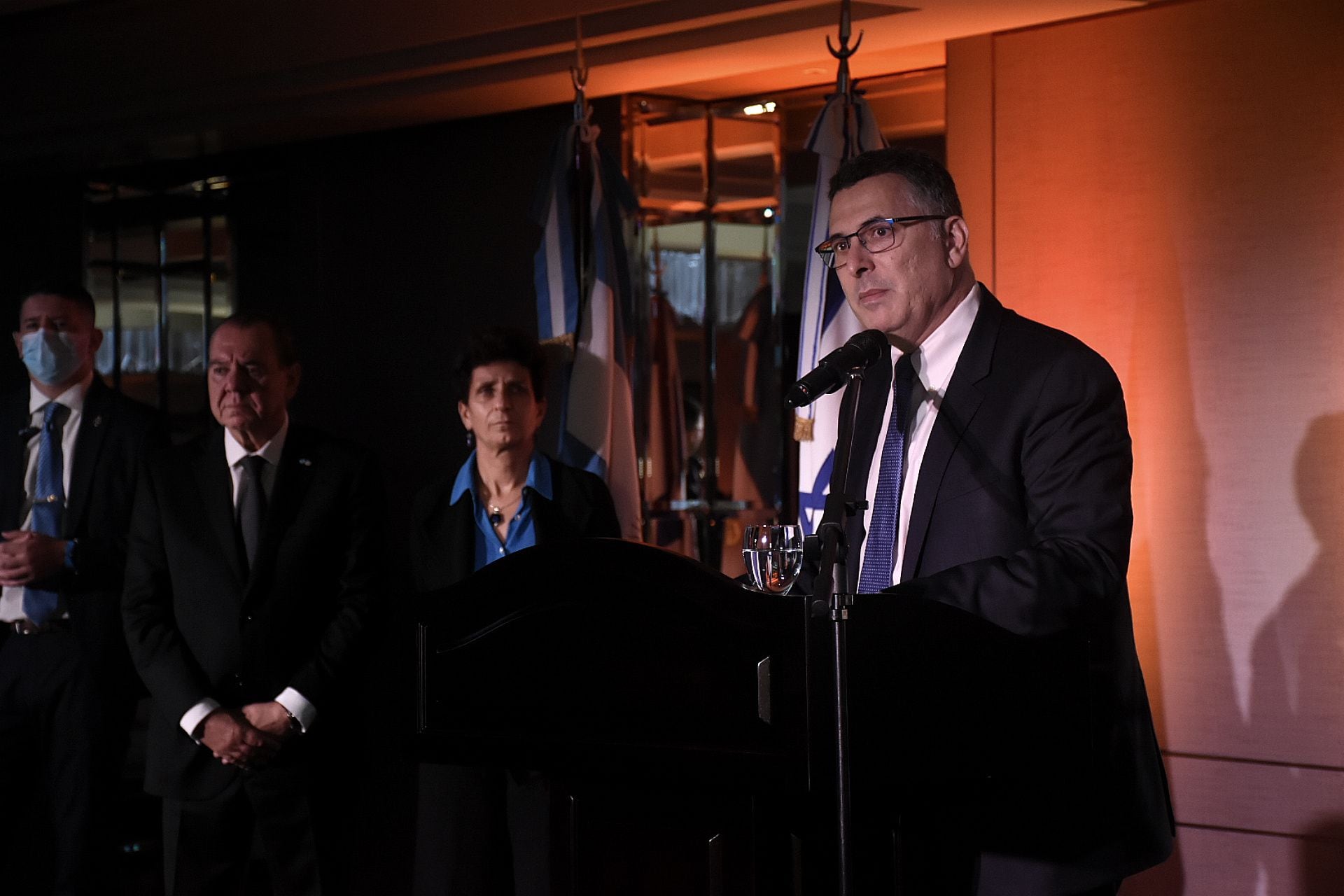 Welcome to Gideon Sa'ar/ Hotel Emperador 3