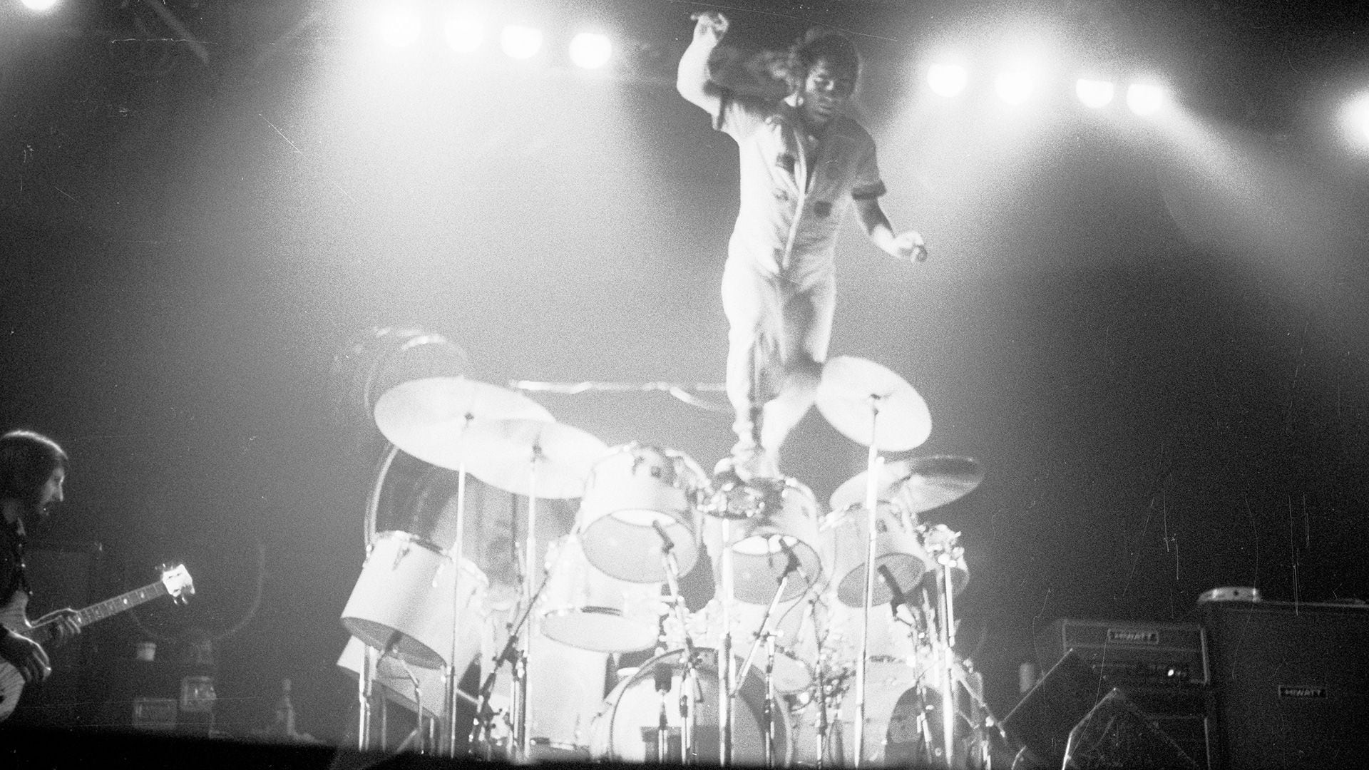 Toda la energía y la potencia musical y escénica de Keith Moon
Grosby
