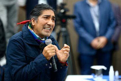 En la imagen, el aspirante presidencial de la primera vuelta electoral por el movimiento político indigenista Pachakutik, Yaku Pérez (EFE/José Jácome/Archivo)