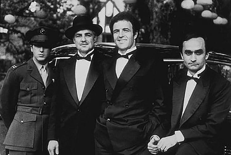 Al Pacino, Marlon Brando, James Caan y John Cazale en “El Padrino” (Grosby Group)
