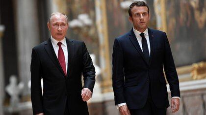 El presidente ruso, Vladimir Putin, pidió apoyo su par francés el otoño pasado para producir su desarrollo, confirmó un asesor del Palacio del Elíseo. La colaboración está supeditada a la aprobación de la reguladora de la UE.