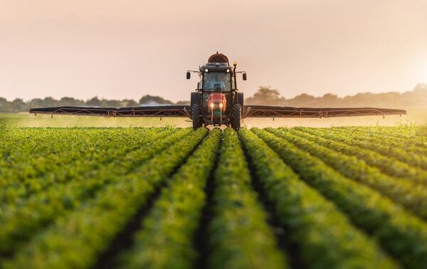 Monsanto asegura que su herbicida con glifosato ha sido usado de forma segura durante años