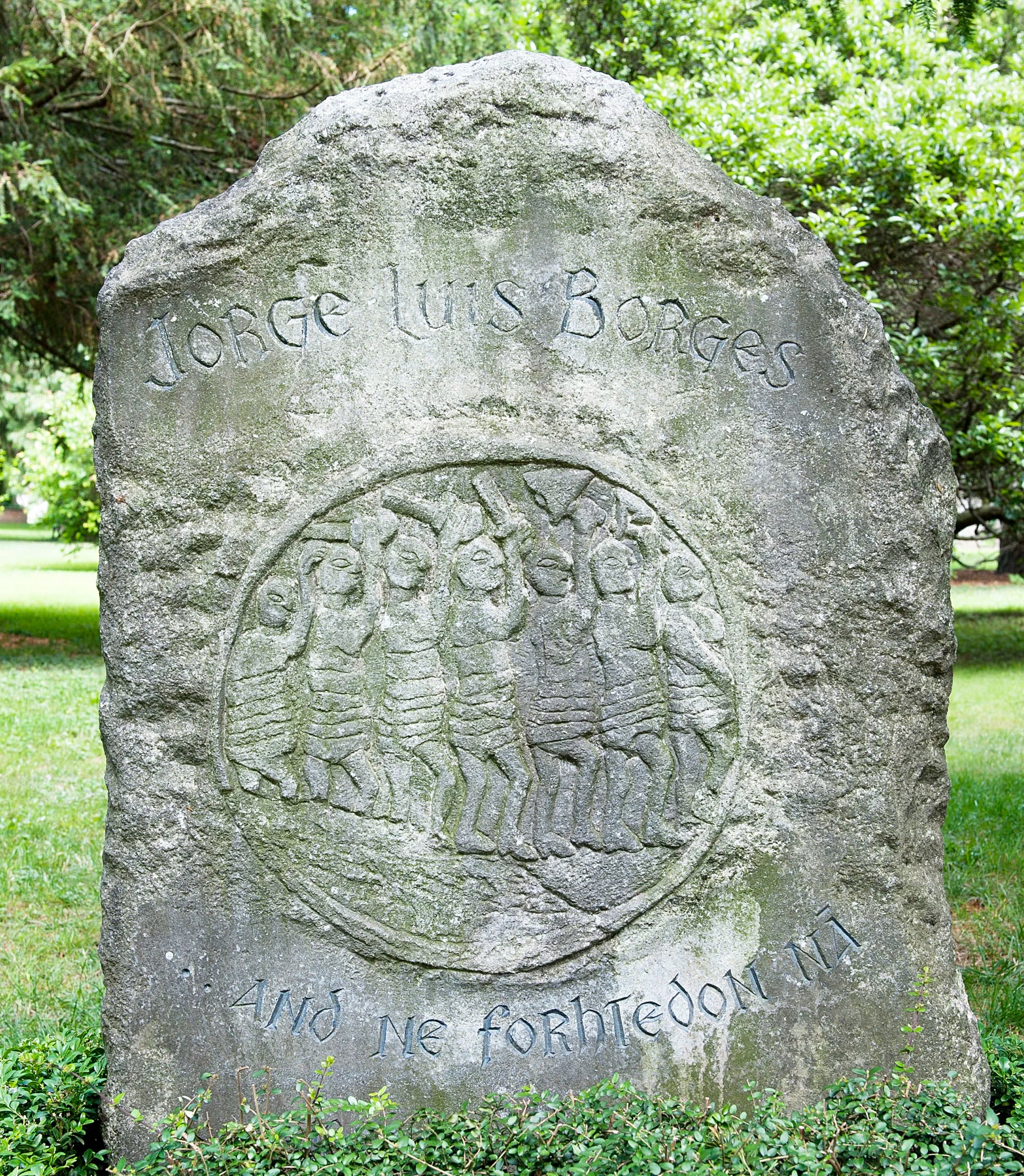 La lápida de Borges, en el cementerio de Plainpalais, Ginebra, Suiza