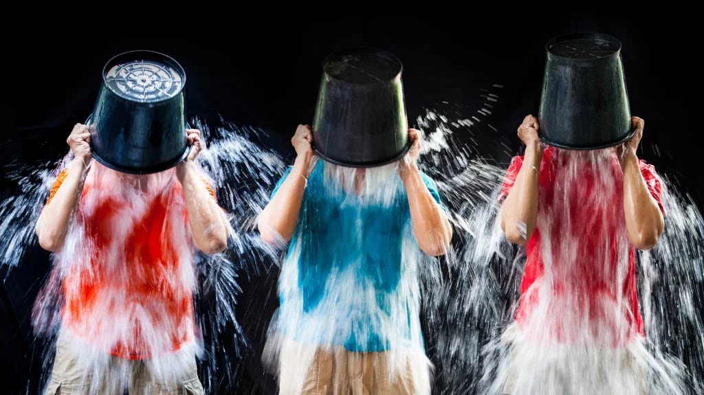 El Ice Bucket Challenge fue una campaña que busco crear conciencia sobre la ELA (Shutterstock)