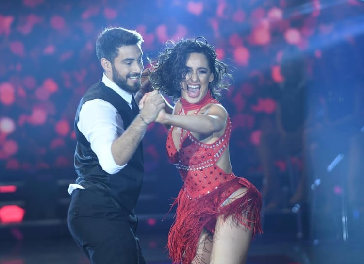 El primer ritmo fue el Jive, y allí se llevó el primer punto la pareja de Nico Occhiato y Flor Jazmín Peña (Crédito de Foto: Jorge Luengo/Prensa LaFlia) 