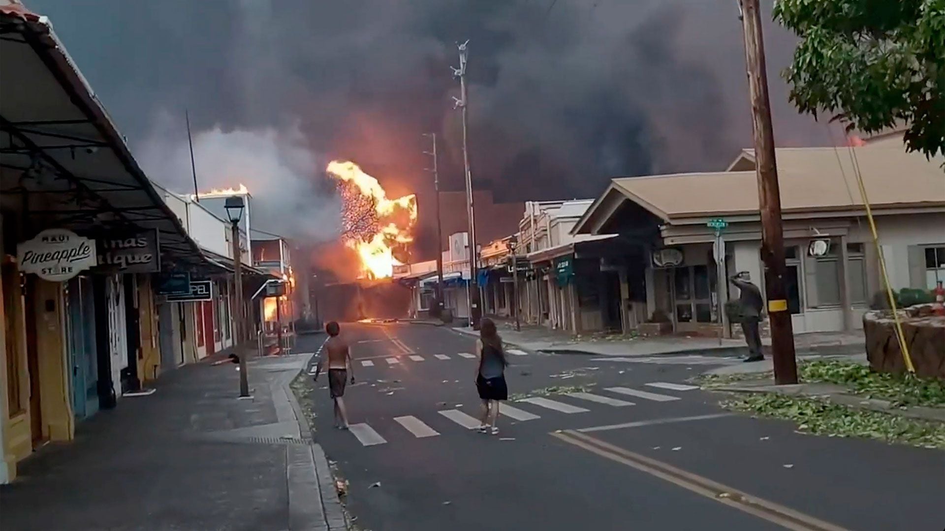 El saldo de muertos en Hawaii creció a 55: fallaron los sistemas de alerta