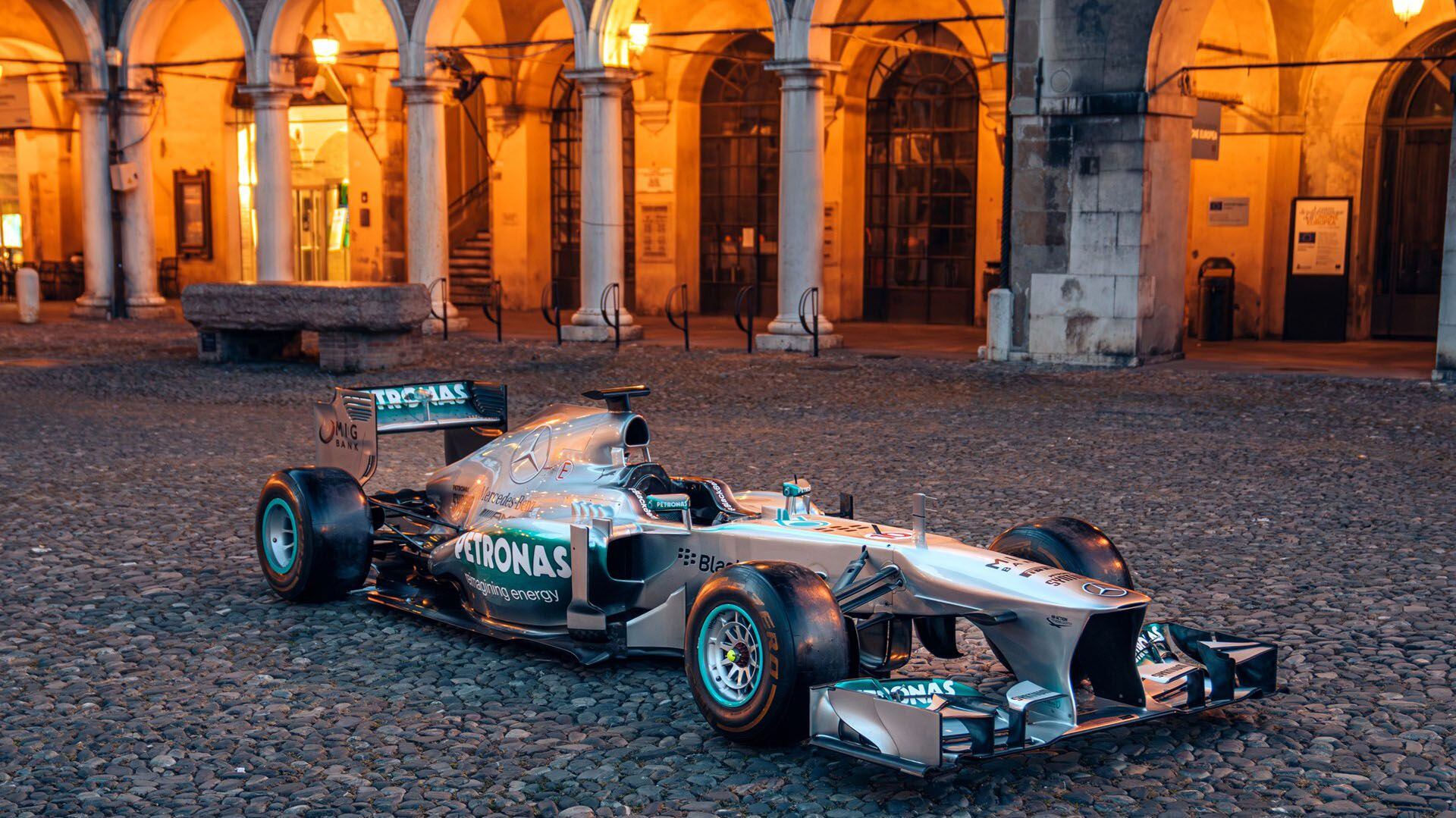 Se vendió un Mercedes de Fórmula 1 que usó Lewis Hamilton