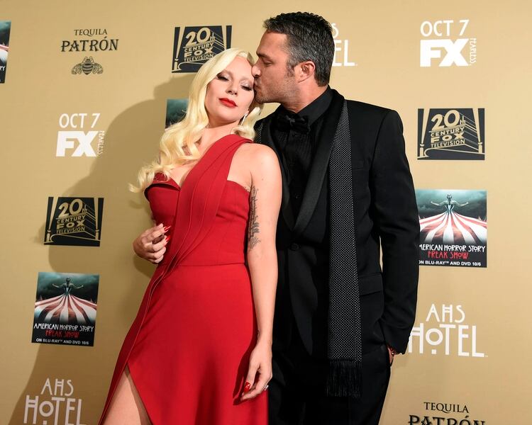 Lady Gaga con Taylor Kinney