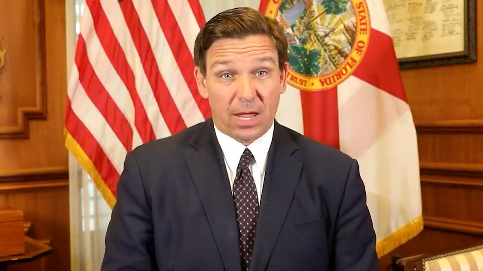 El Gobernador de Florida, Ron DeSantis.