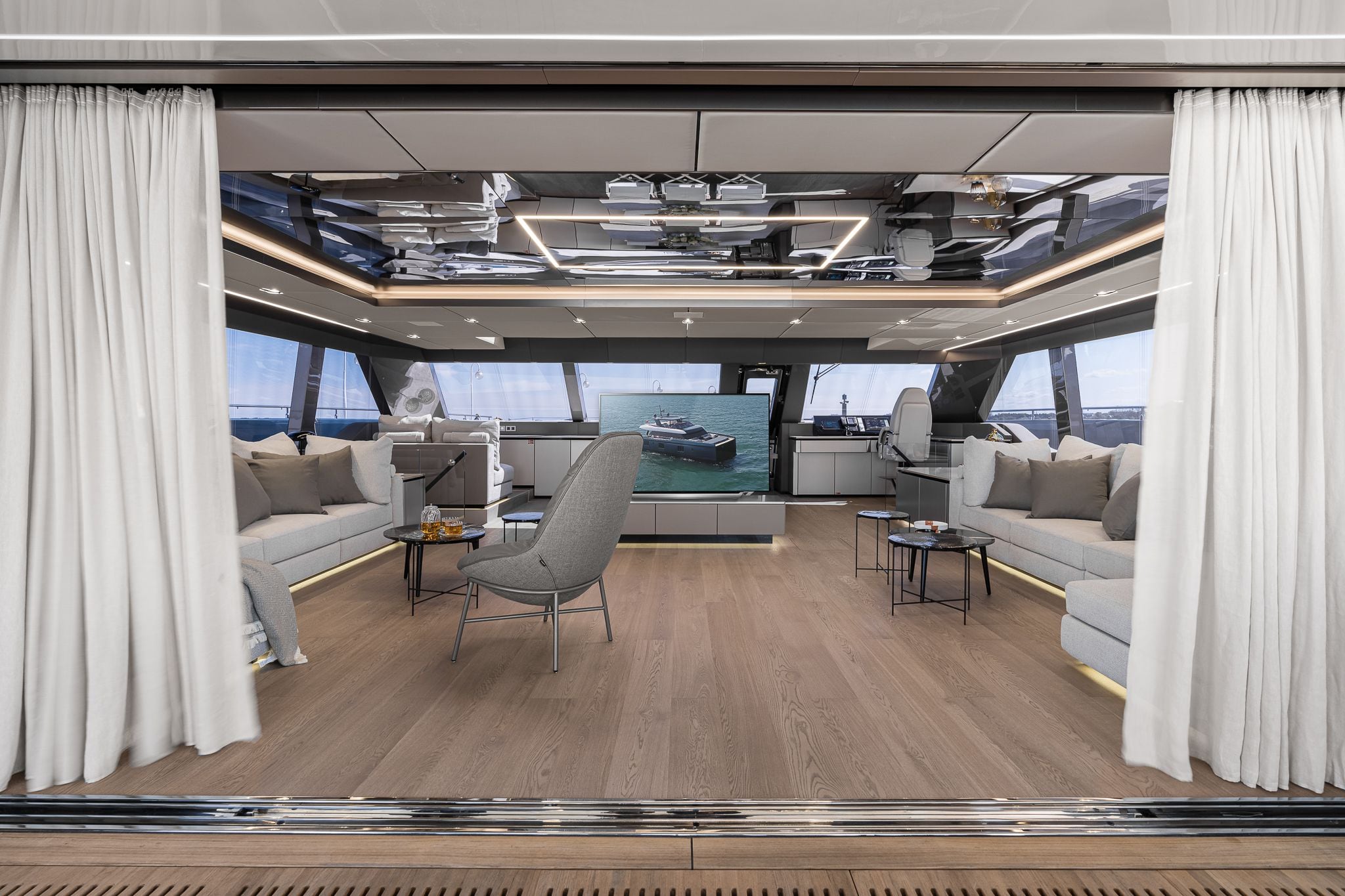 Salón del yate Great White de Rafa Nadal. (Sunreef Yachts)
