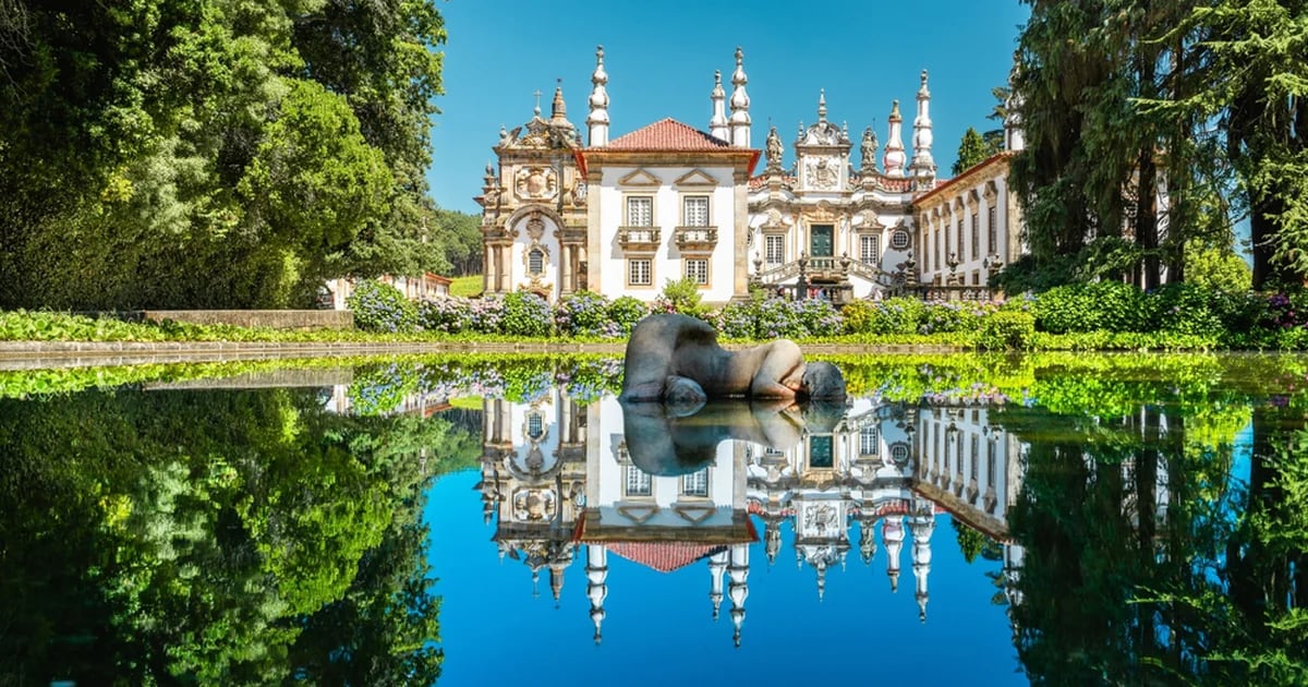 O impressionante palácio barroco que é um dos mais belos de Portugal