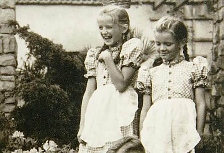 Brigitte y su hermana. Vivieron en Auschwitz hasta que la niña cumplió 10 años