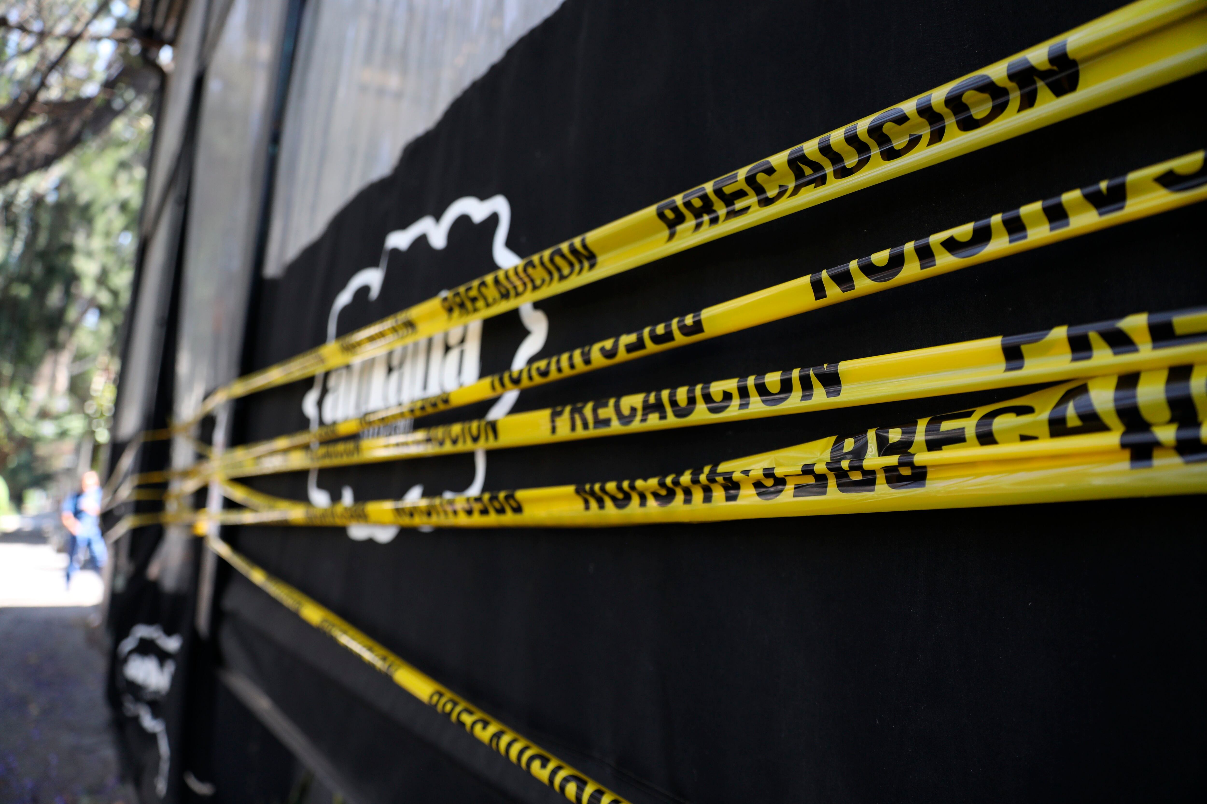 Pandemic forces Mexican businesses to shield themselves against increased assaults