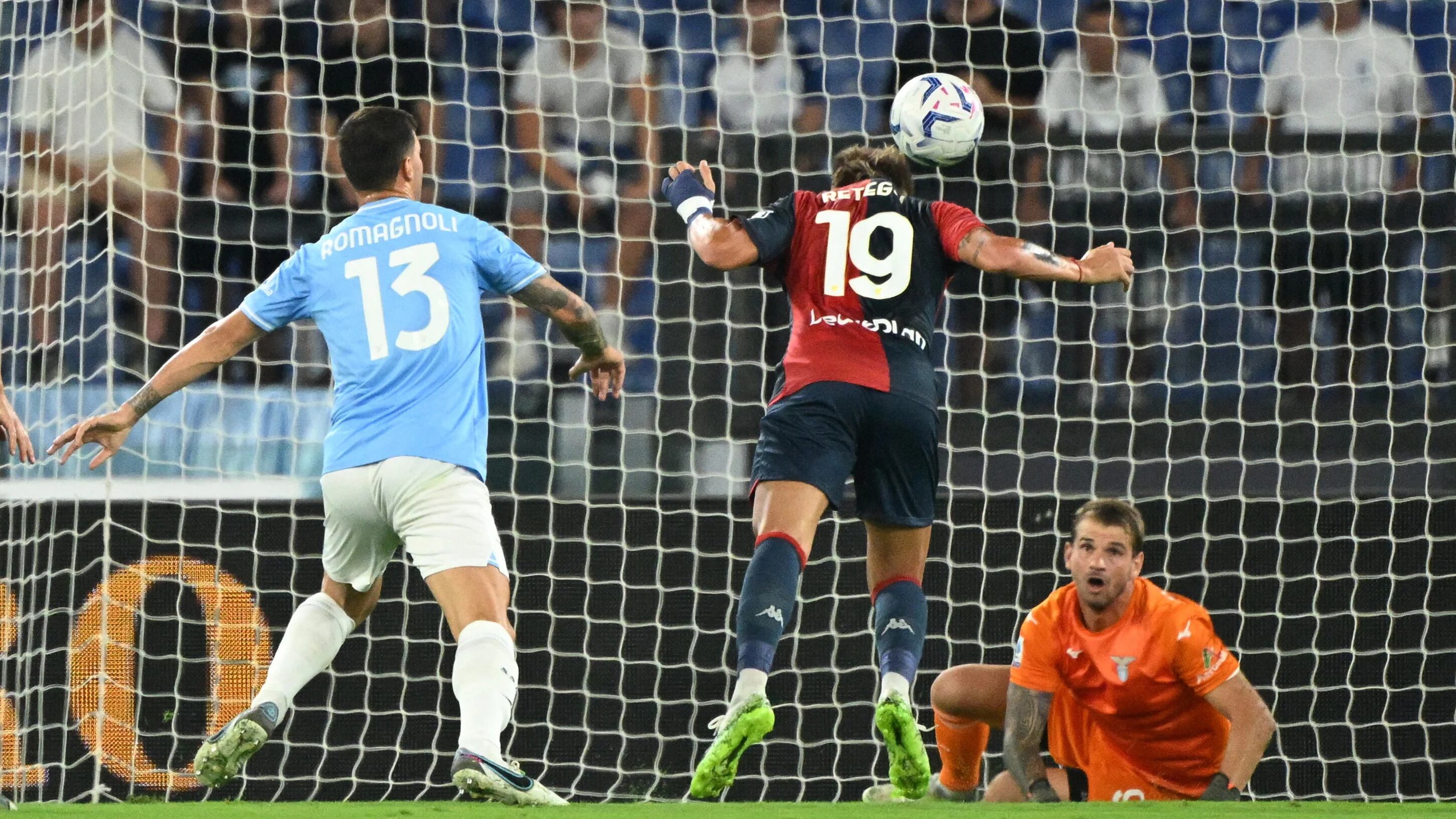 El primer gol de Mateo Retegui en la Serie A: el certero cabezazo que le dio el triunfo al Genoa sobre Lazio