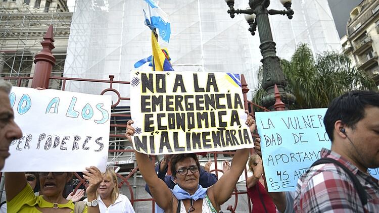 Algunos de los carteles que se observaron durante la tarde